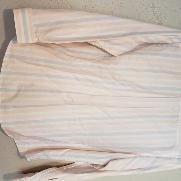 L.L. Bean Long Sleeve Button Down - Picture 9 of 14